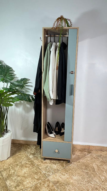 خزانة مبتكرة تجمع بين الأناقة والعملية: تنظيم آمن ومتعدد الوظائف مع توفير مثالي للمساحة